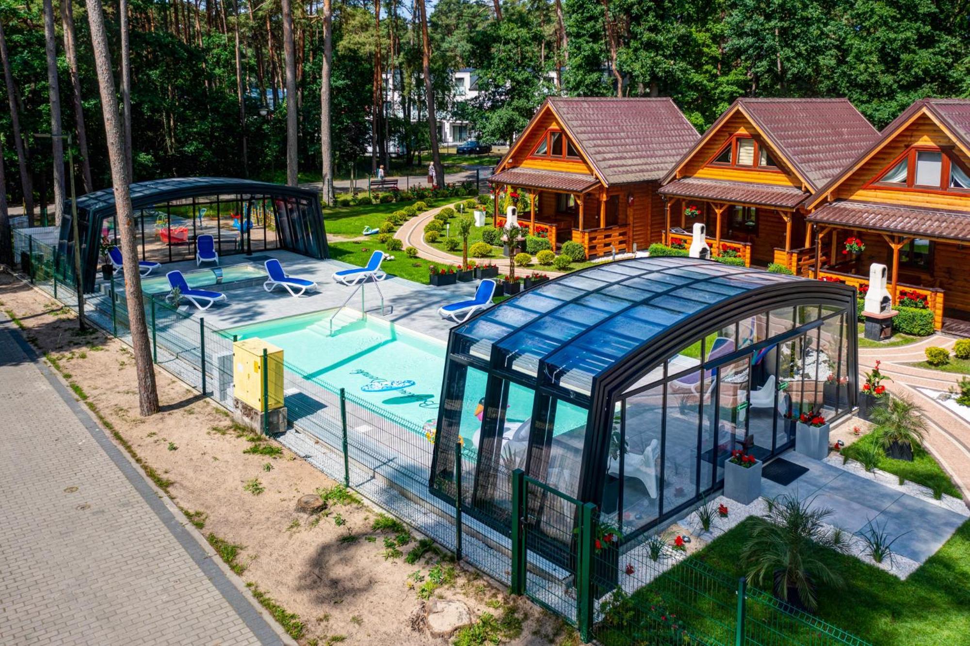 Bajkowe Domki Pobierowo Luaran gambar