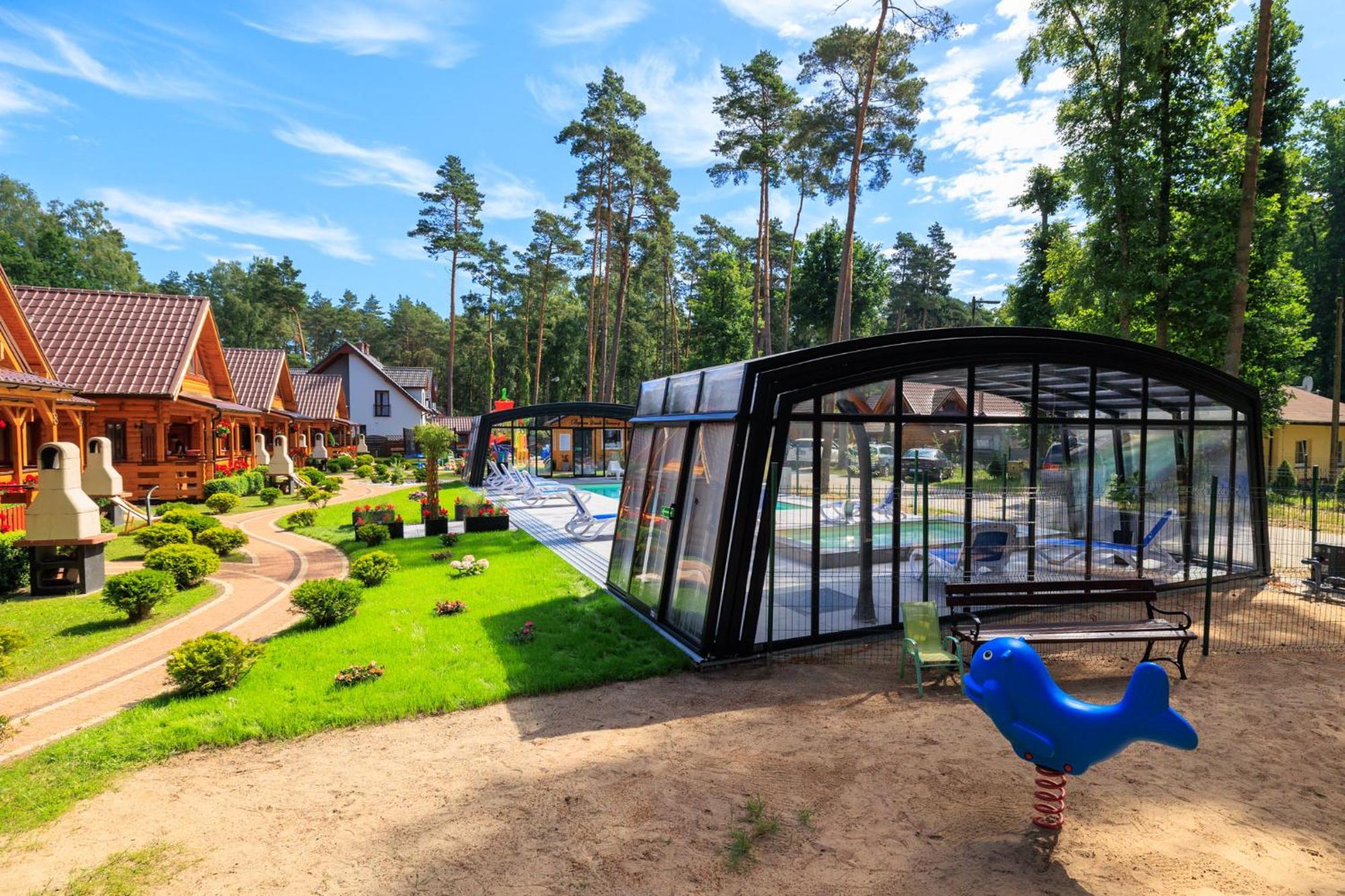 Bajkowe Domki Pobierowo Luaran gambar